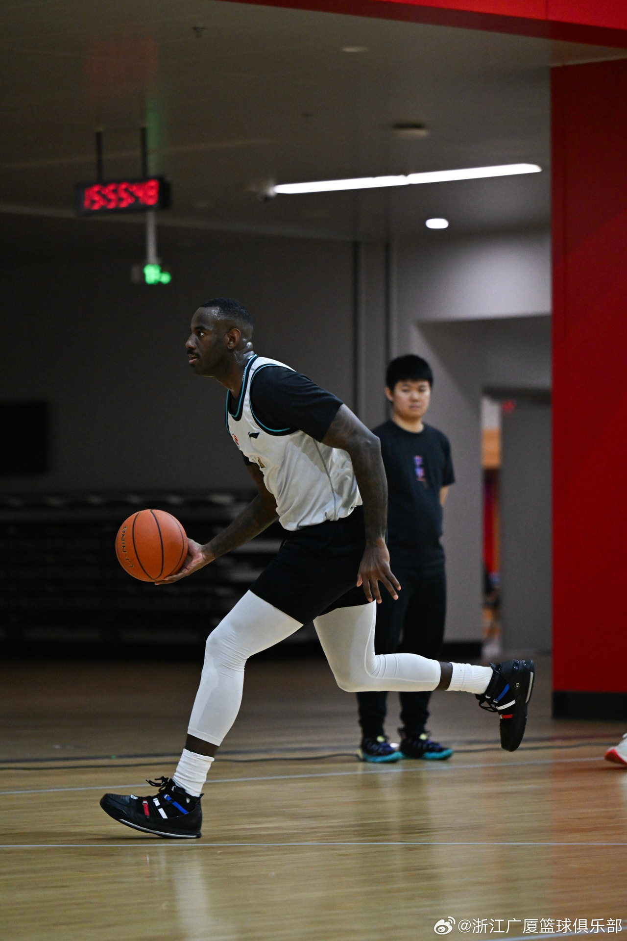 亚博体育-包含转会期CBA常规赛传出新动向，浙江队止住颓势，管理层表态——管理层满意，赛程密集仍需轮换的词条-亚博体育